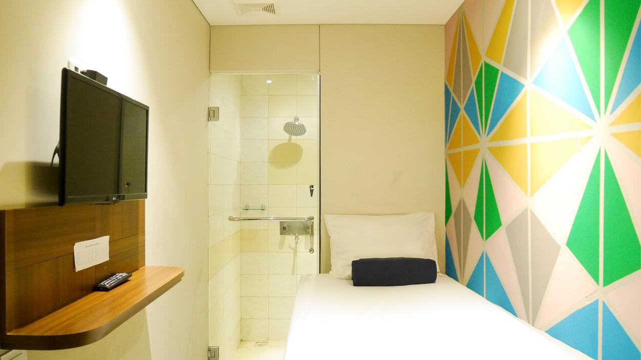 Subwow Hostel Bandung Eksteriør bilde