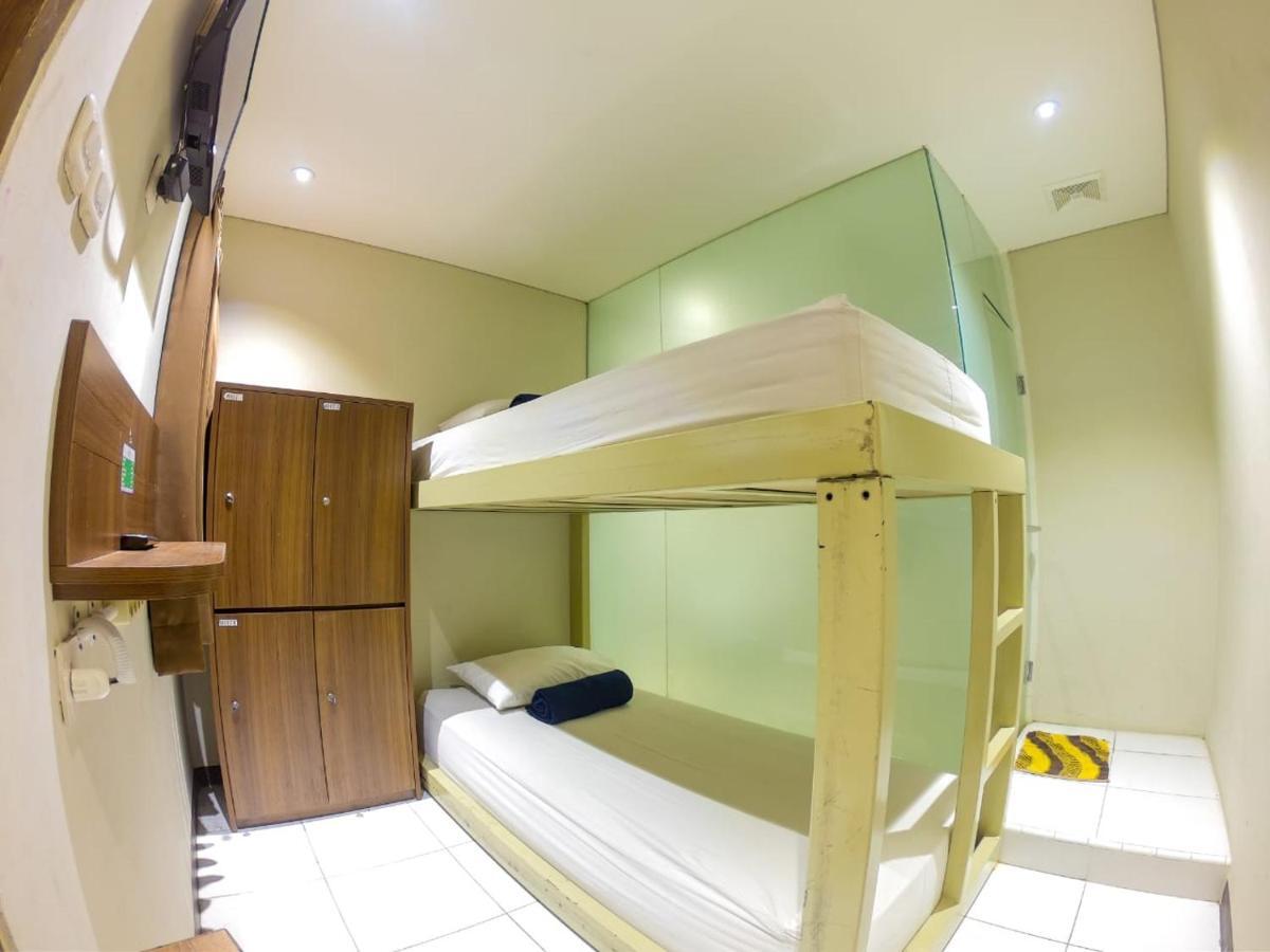 Subwow Hostel Bandung Eksteriør bilde