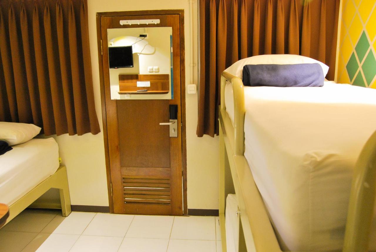 Subwow Hostel Bandung Eksteriør bilde